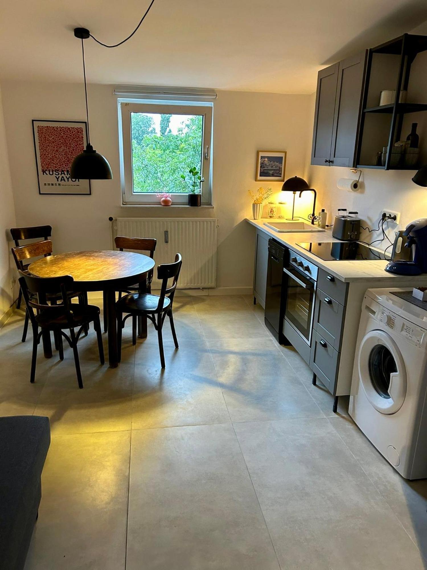 Feelslikehome - Urbane Altbauwohnung Mit Dachterasse& Parkplatz Μπόχουμ Εξωτερικό φωτογραφία