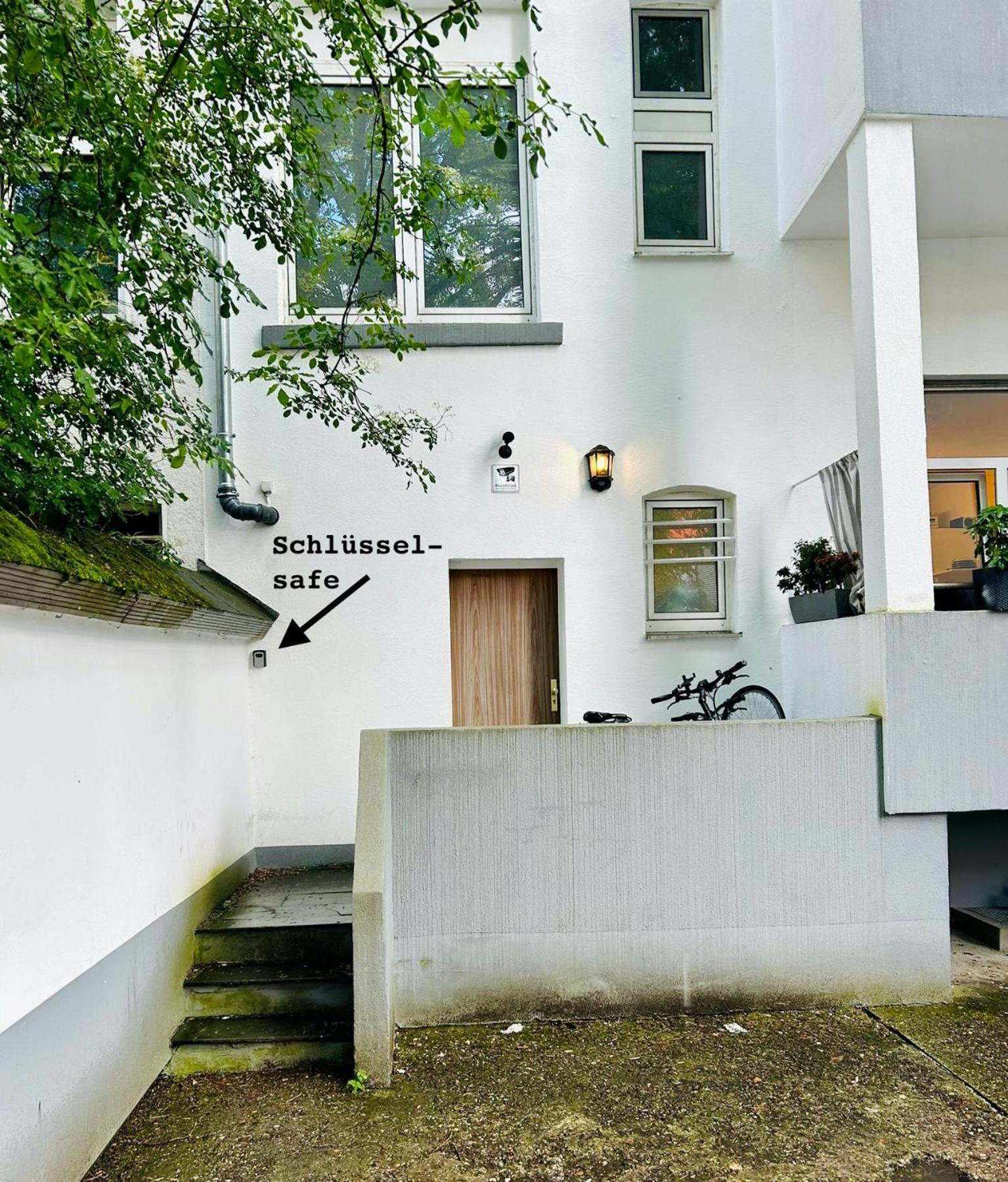 Feelslikehome - Urbane Altbauwohnung Mit Dachterasse& Parkplatz Μπόχουμ Εξωτερικό φωτογραφία